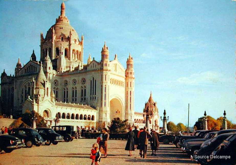 14 Lisieux La Basilique.jpg